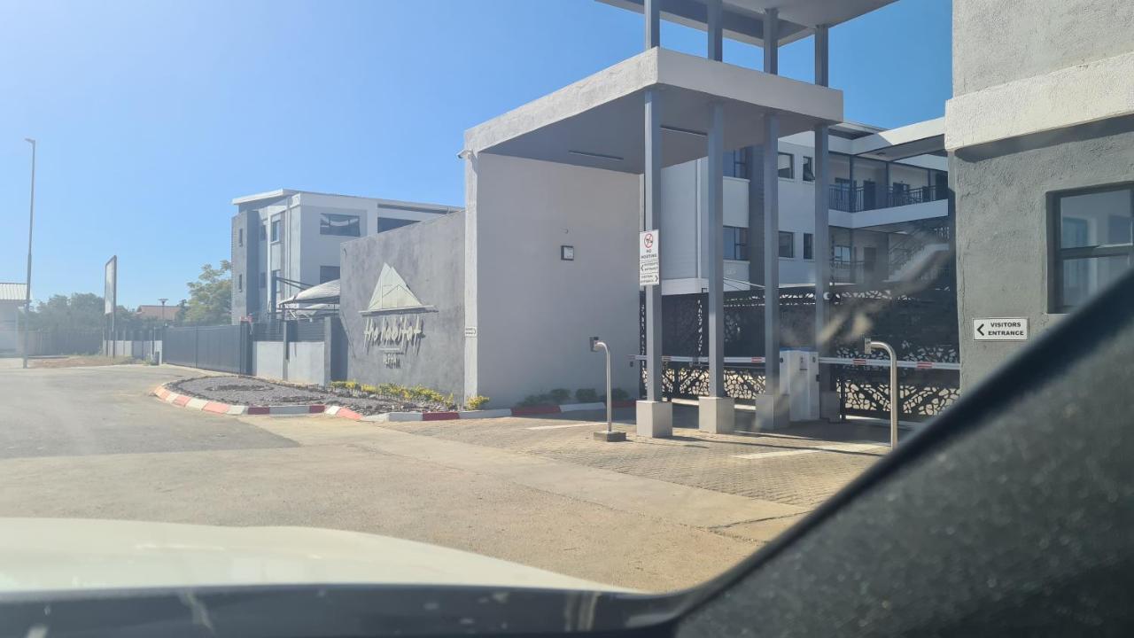 Sarona Studio F103 Gaborone Bagian luar foto